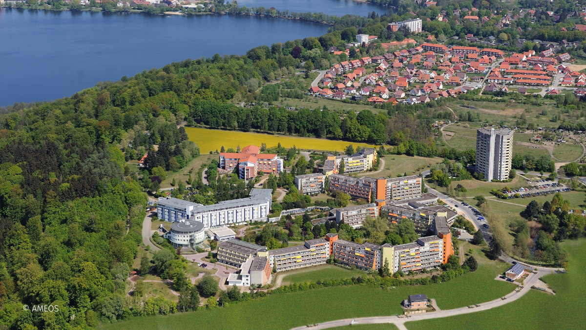 Luftaufnahme der AMEOS Einrichtungen Ratzeburg