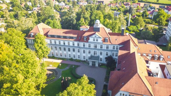 Außenansicht der VAMED Campus Reha Bleicherode