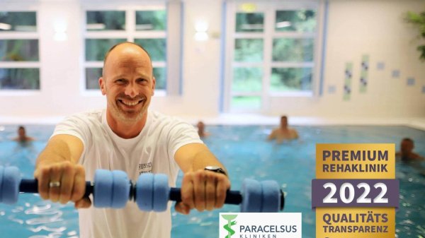 Physiotherapeut in Paracelsus Rehakliniken beim Aquatraining