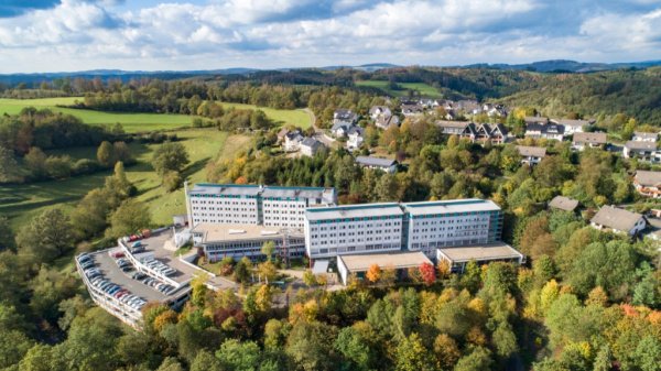 Aufnahme der Mediclin Klinik Reichshof aus der Vogelperspektive