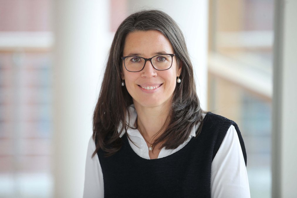 Portrait von Dr. Ann-Kristin Stenger